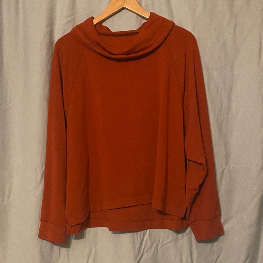 Old Navy Cowl Neck Long Sleeve Sweater in Rust Orange Crop Length Size 2XL